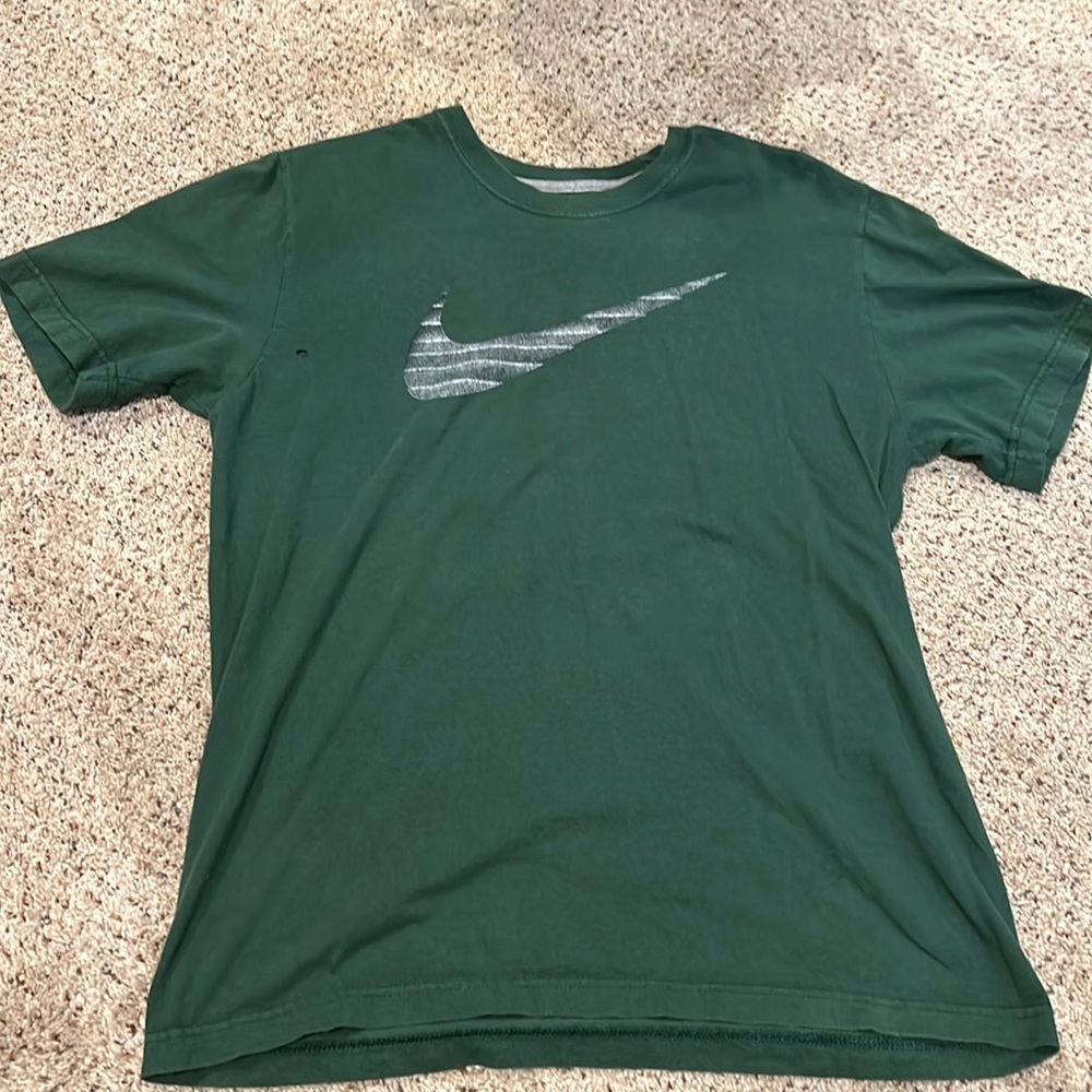 Men’s athletic shirt